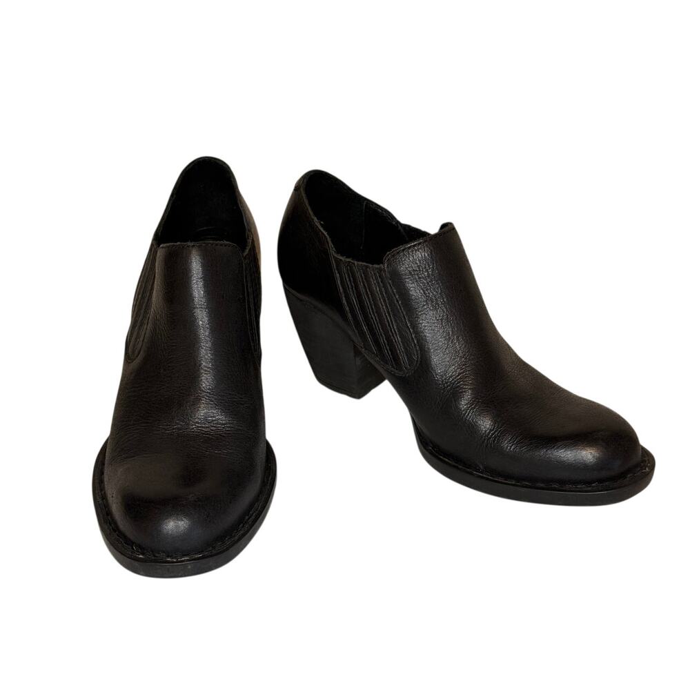 Born Black Leather Ankle Booties Size 6.5 Stacked Heel